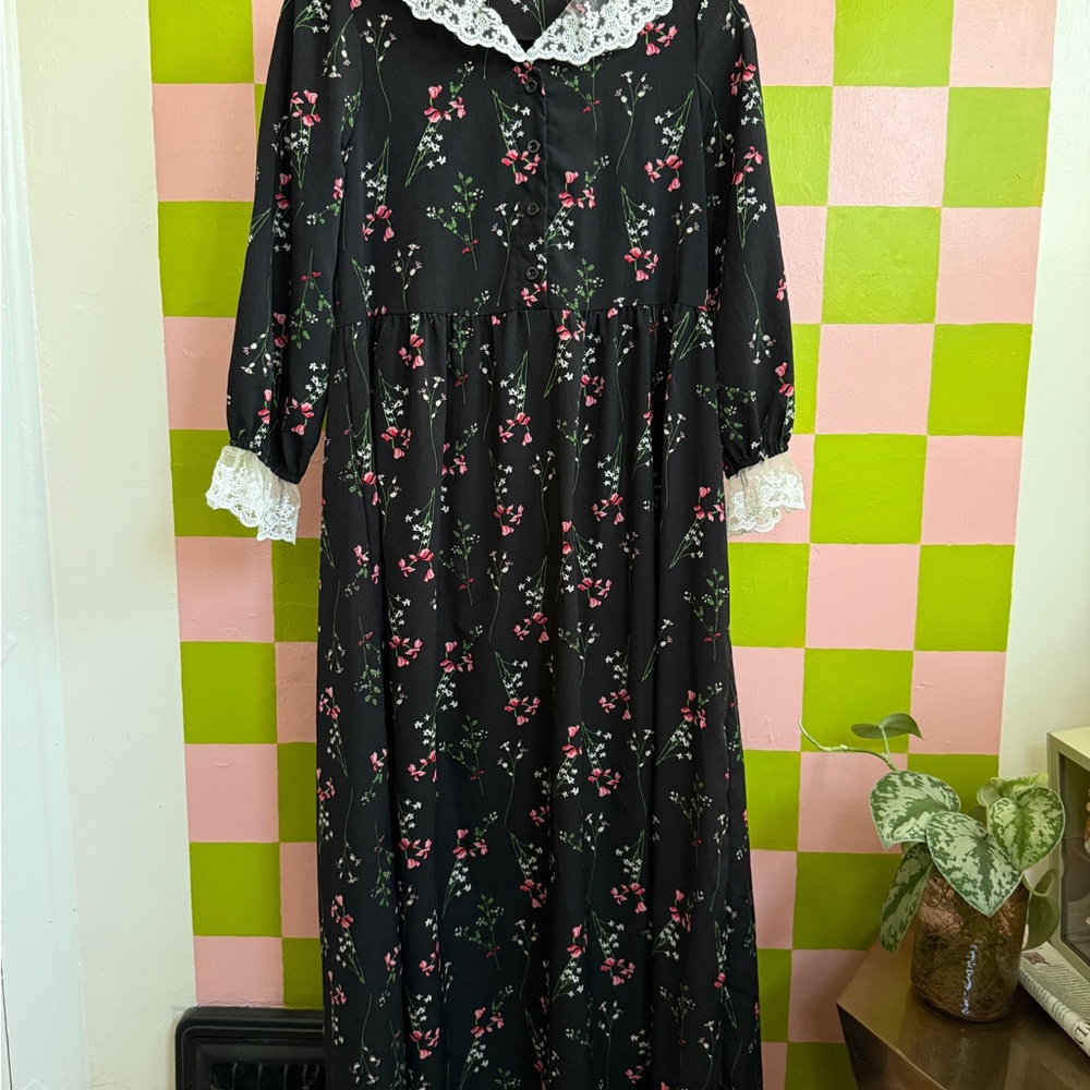 Floral Black Dress with Lace Trim